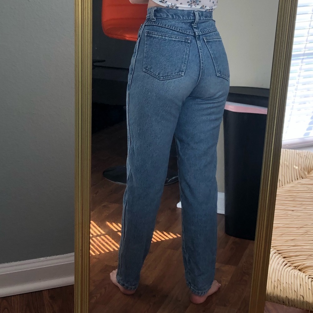 Vintage Light-Wash Petite Sophisticate Mom Jeans sz 2 short/“24